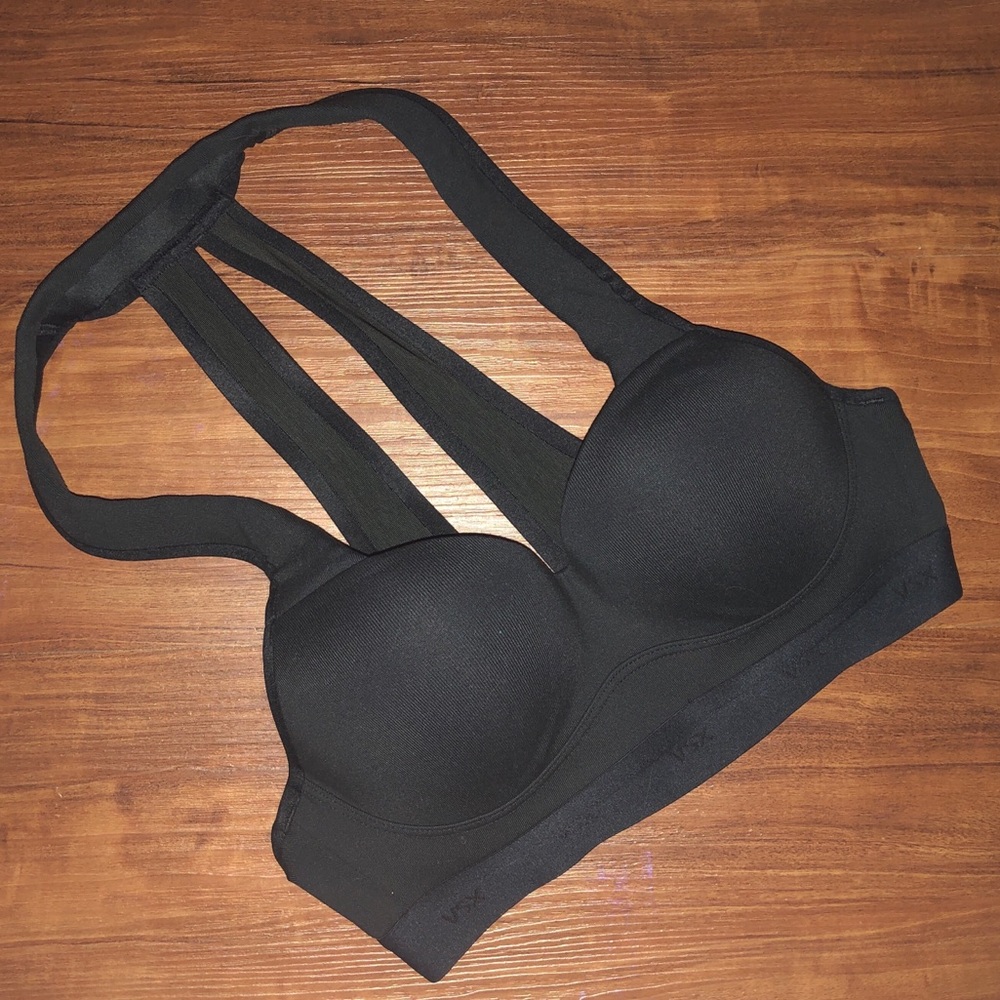 NWOT - Victoria’s Secret Sport Push-Up Bra 32B